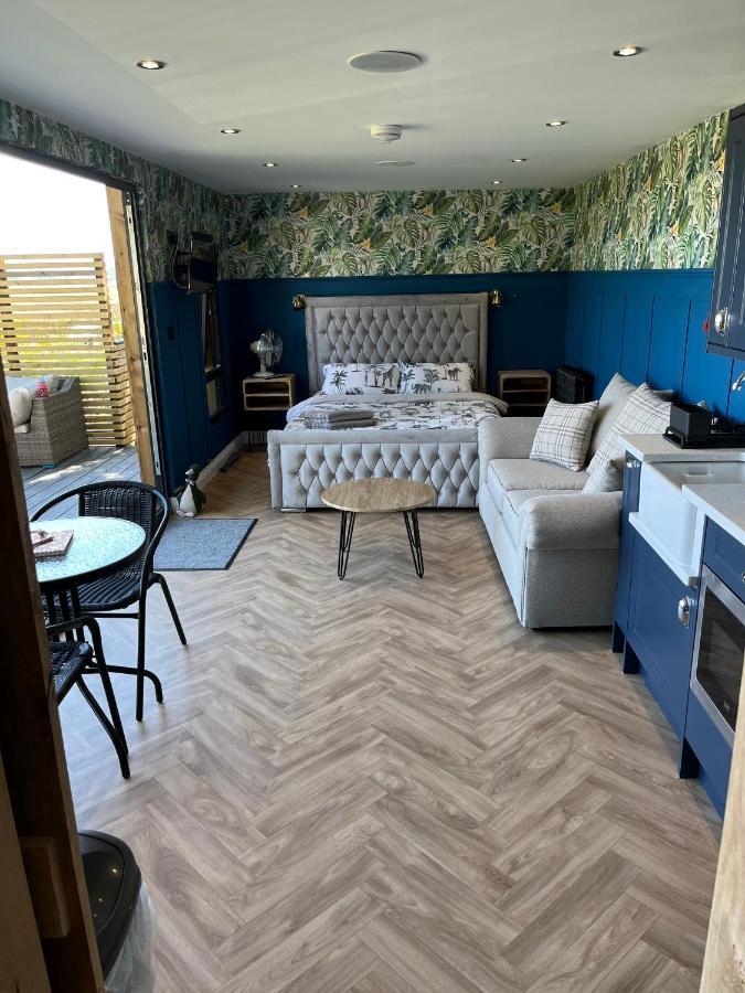 The Rhossili Bay Secret Villa Суонзи Екстериор снимка