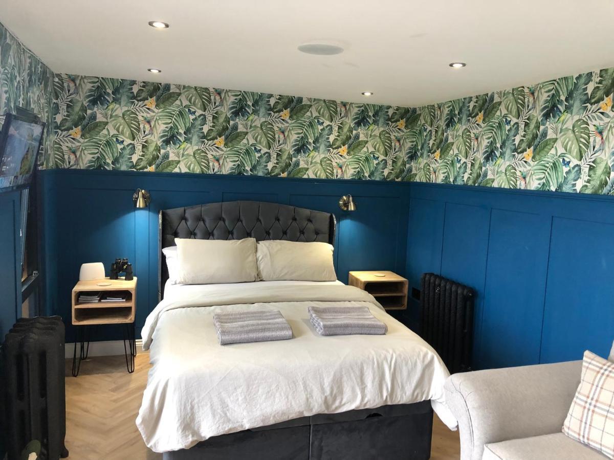 The Rhossili Bay Secret Villa Суонзи Екстериор снимка